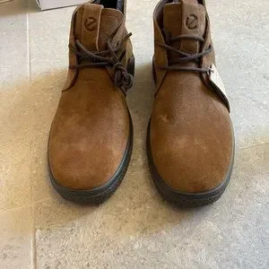 Shoes | Ecco Mens Crepe Tray Chukka Boot Sz 8 | Poshmark display picture 1